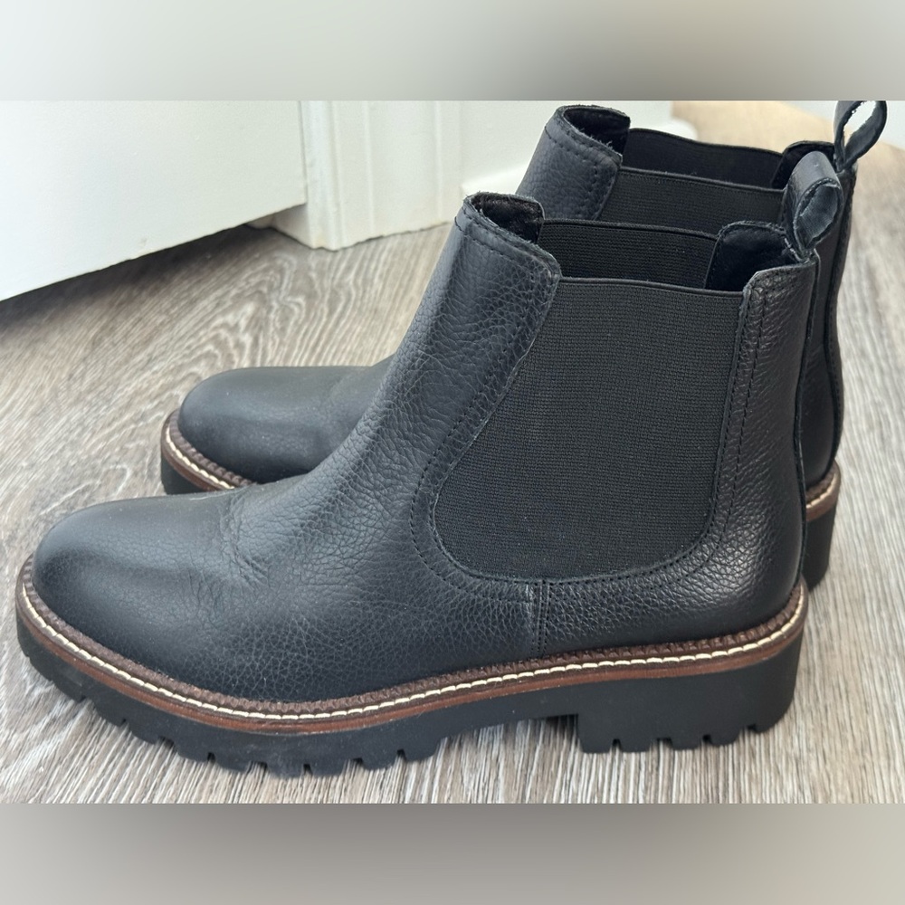 Caslon Miller Chelsea Boot